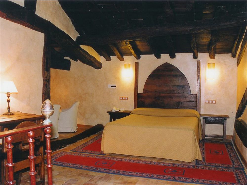 Hotel Palacio De Elorriaga 비토리아개스테즈 외부 사진
